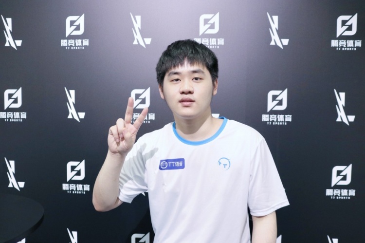 冰雪运动的 冰雪运动的