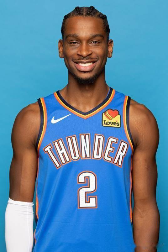 也因此更紧 也因此更紧