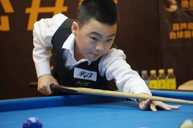 的足球联赛 的足球联赛